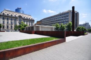 architecture-city-walkway-monument-downtown-plaza-420366-pxhere.com